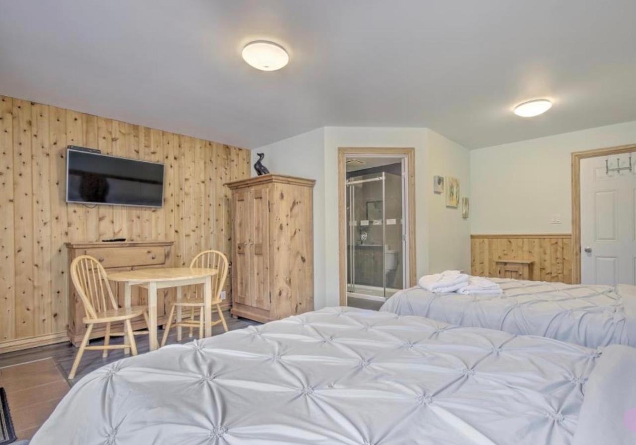 Hebergement Chez Le D Motel Saint Zenon Eksteriør bilde